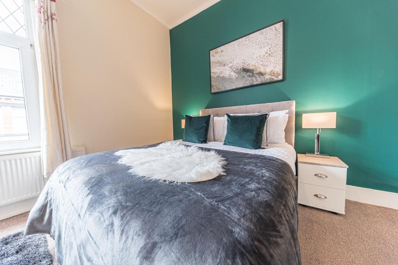 *King Bed* Luxury City Centre House Barrow-in-Furness Exterior foto