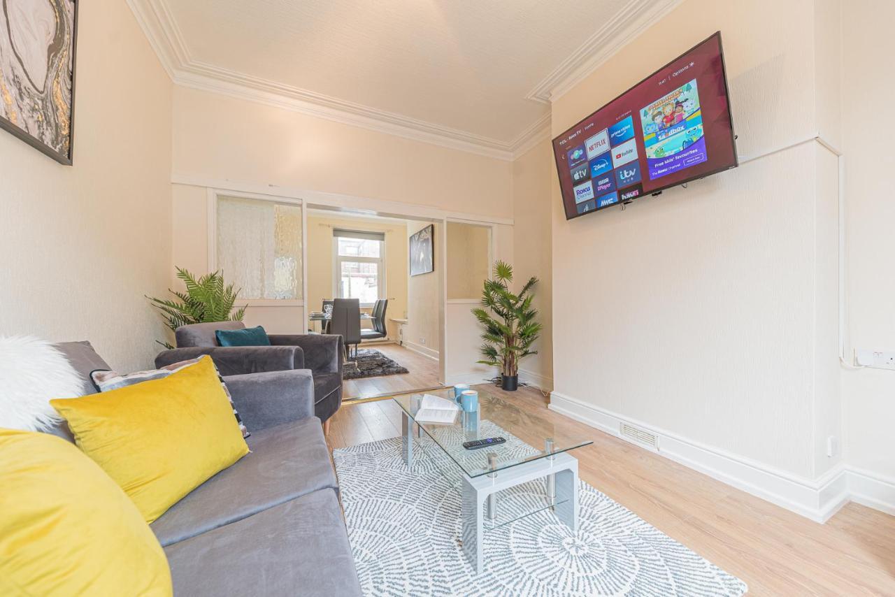 *King Bed* Luxury City Centre House Barrow-in-Furness Exterior foto